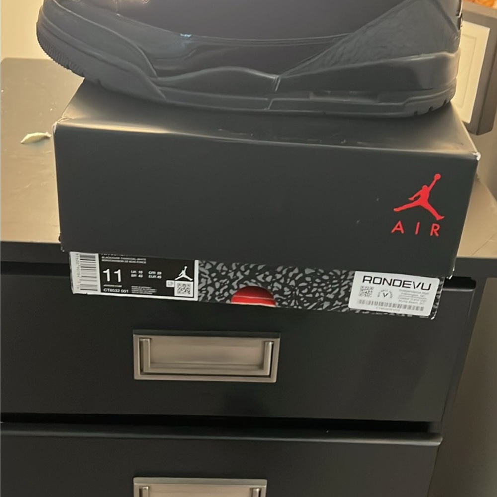 Black VR Headset by